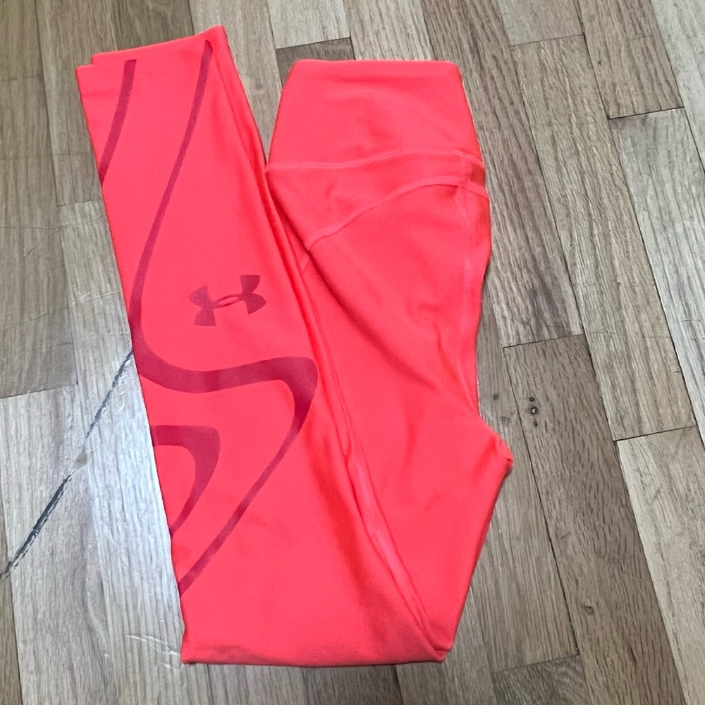 NWT Under Armoure leggings  Size XS